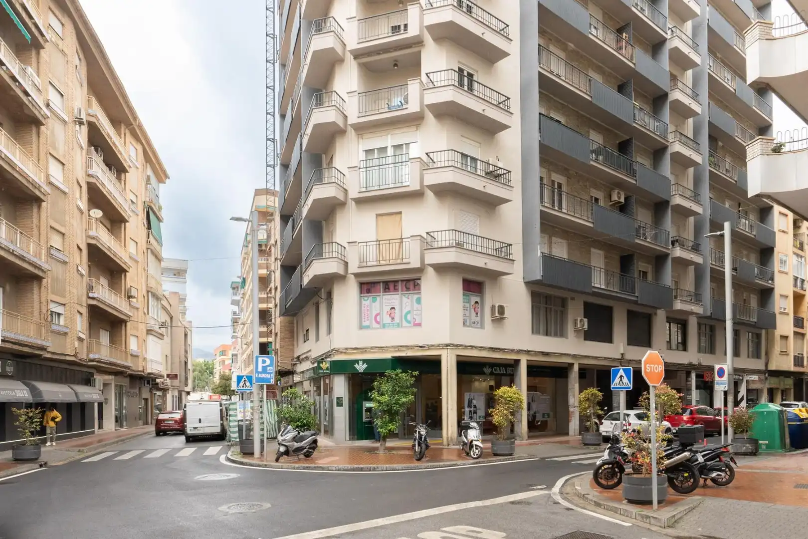 Außenansicht von Büro zum Verkauf in Motril mit Klimaanlage