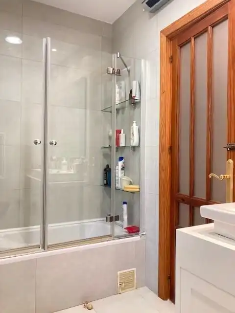 Bany de Casa o xalet en venda en Roquetas de Mar amb Aire condicionat, Calefacció i Jardí privat