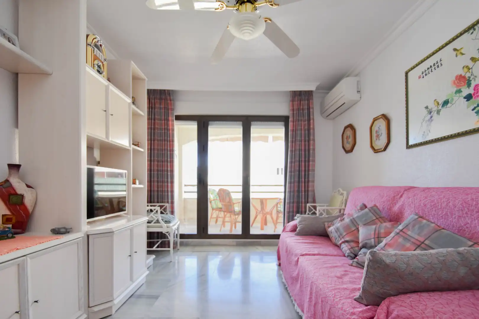 Schlafzimmer von Wohnungen zum Verkauf in Almuñécar mit Klimaanlage, Terrasse und Möbliert
