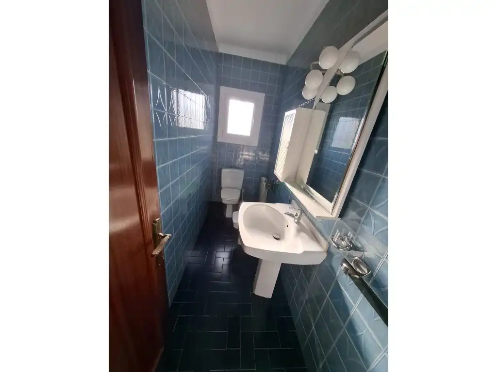 Bathroom of Houses for sale in Pineda de Mar