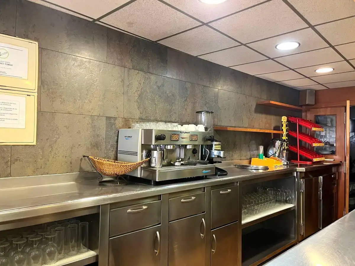 Local en venta en Santa Margarida de Montbui con Aire acondicionado y Amueblado
