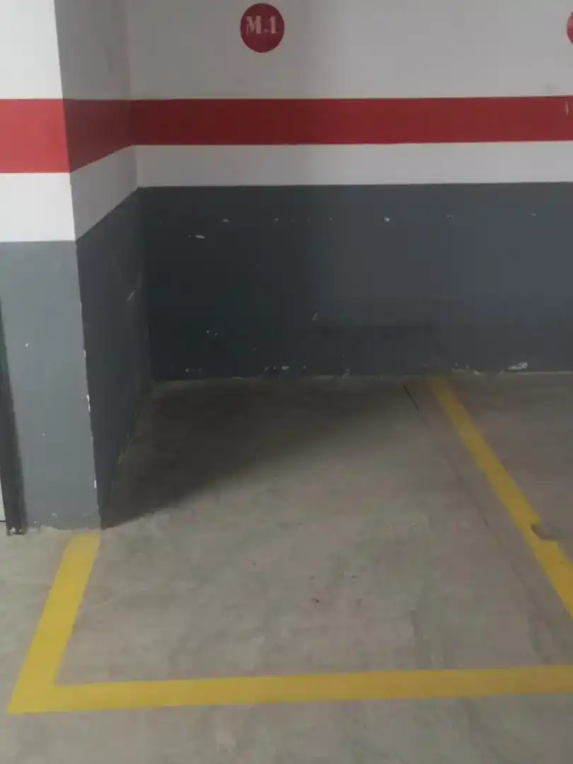 Vista exterior de Garatge de lloguer en Valencia