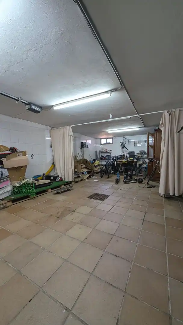 Houses for sale in Los Corrales de Buelna   with Heating, Private garden and Terrace