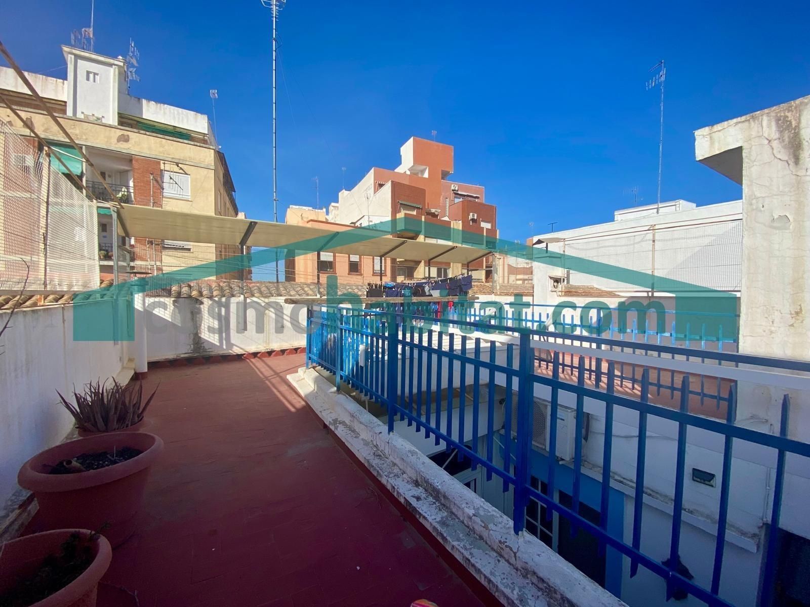 Vista exterior de Casa o chalet en venta en Sagunto / Sagunt con Aire acondicionado, Terraza y Trastero