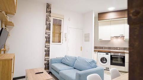 Foto 2 de Planta baja de alquiler en De las Pirámides, Imperial,  Madrid Capital