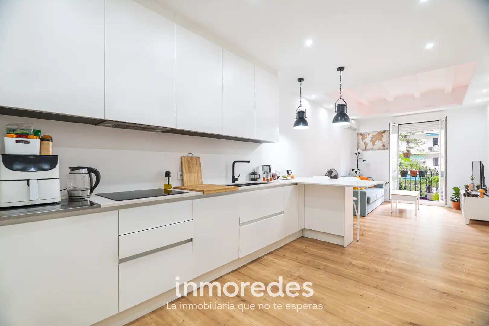 Appartamento con terrazza in vendita a Avinguda de Mistral, imagen 9