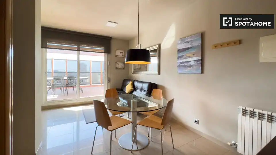 Piso con terraza en alquiler en Eixample, imagen 4