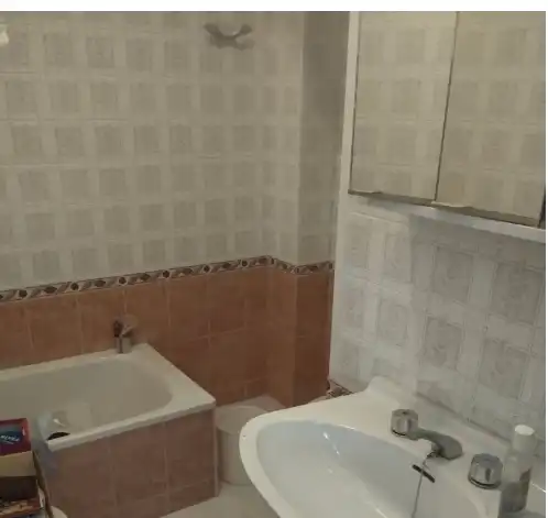 Bany de Casa o xalet en venda en La Algaba amb Terrassa i Balcó