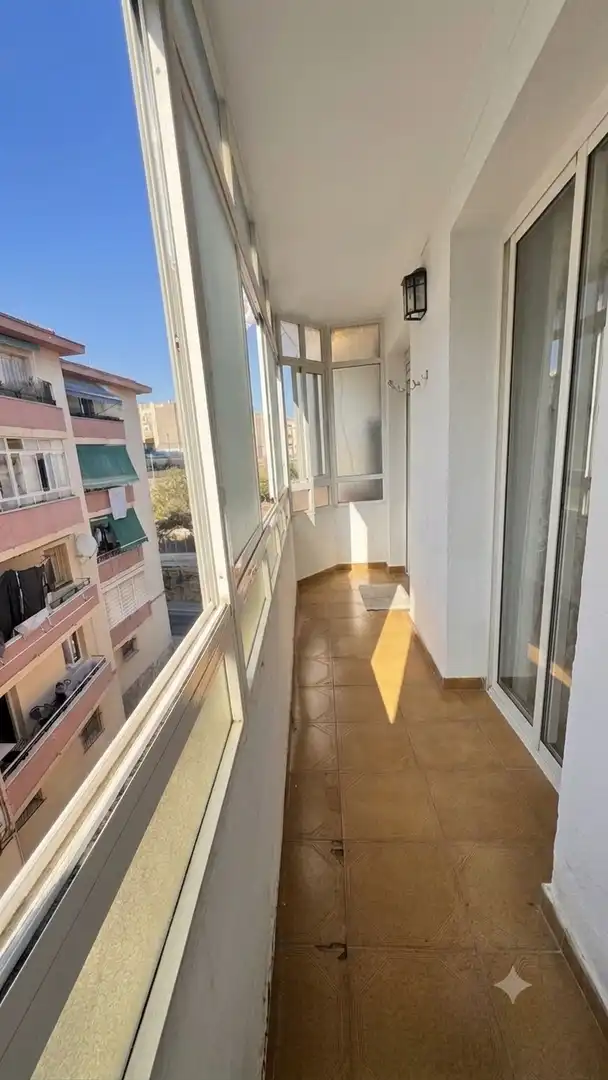 Terrassa de Pis en venda en Alicante / Alacant amb Balcó