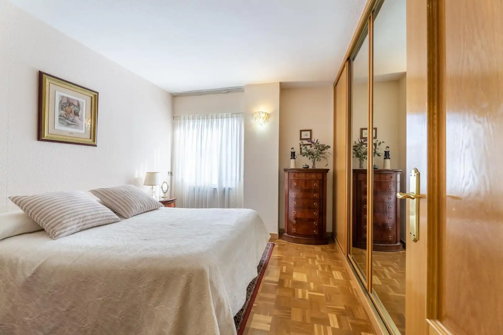 Bedroom of Flat for sale in Tres Cantos  with Heating, Parquet flooring and Storage room