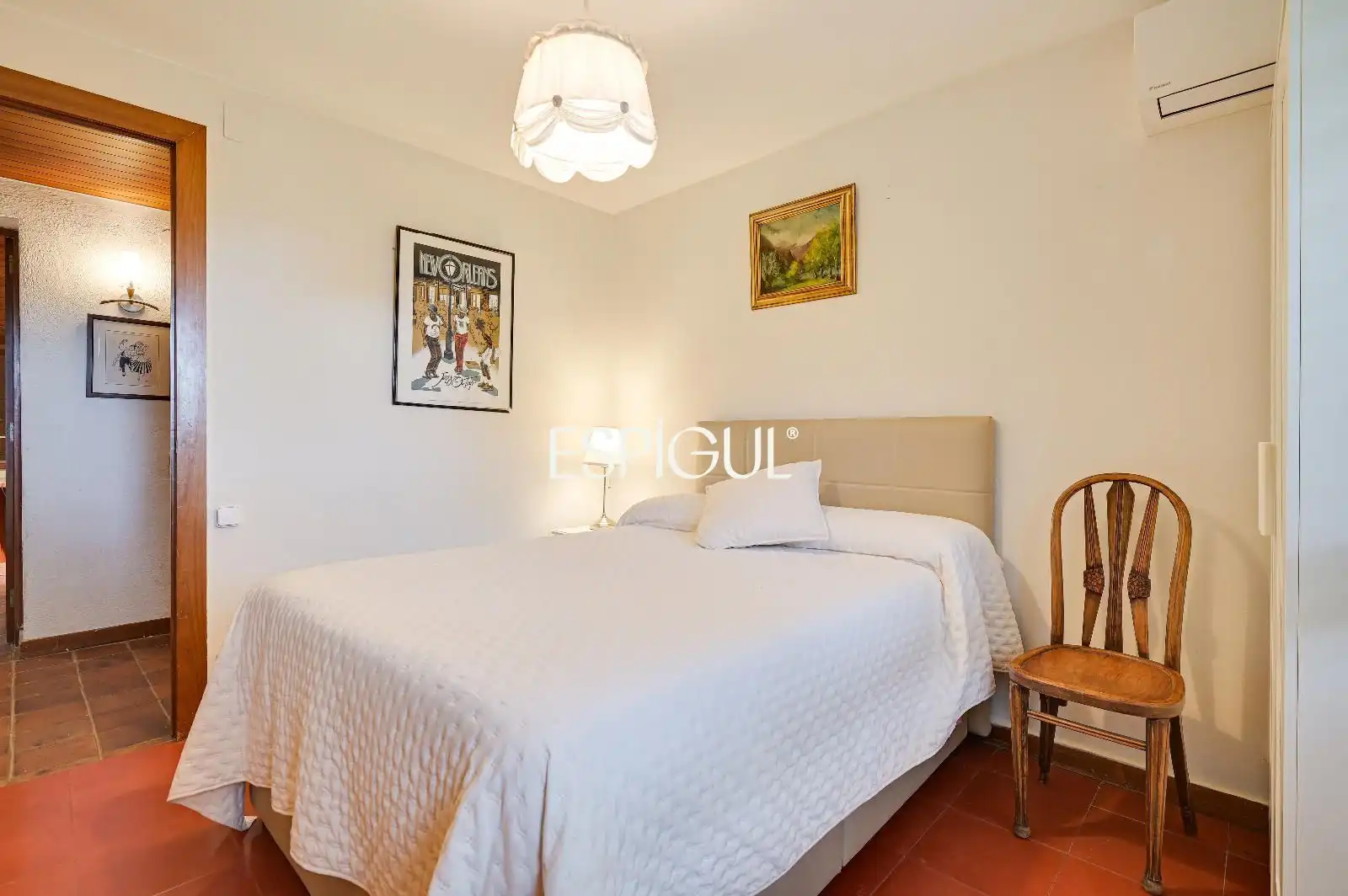Schlafzimmer von Haus oder Chalet zum Verkauf in Cerdanyola del Vallès mit Klimaanlage, Heizung und Terrasse