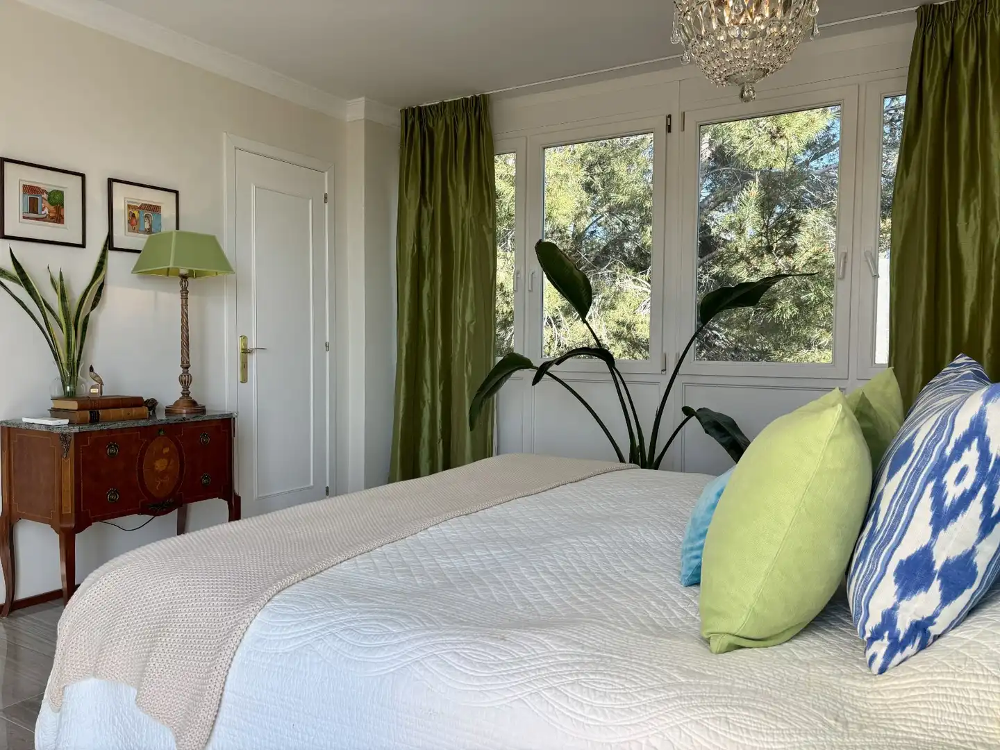 Schlafzimmer von Dachboden zum Verkauf in Calvià mit Klimaanlage, Heizung und Terrasse