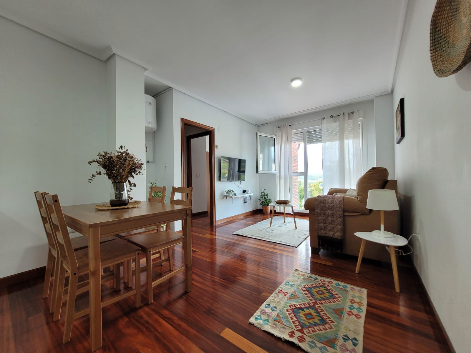 Sala d'estar de Apartament en venda en Miengo amb Calefacció i Traster