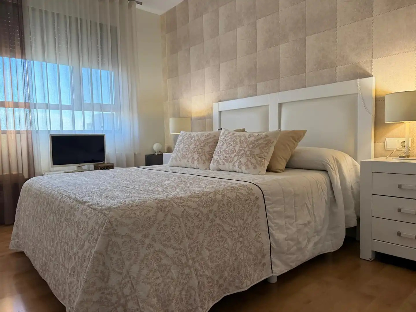 Flat with terrace for sale in Plaça de la Fusta, imagen 14