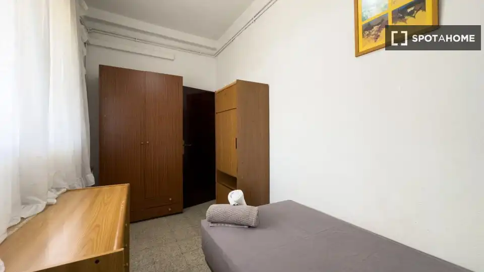 Habitació a La Marina del Port