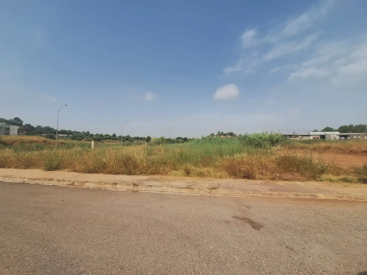 Terreno industrial en venta en Montroi / Montroy, imagen 9