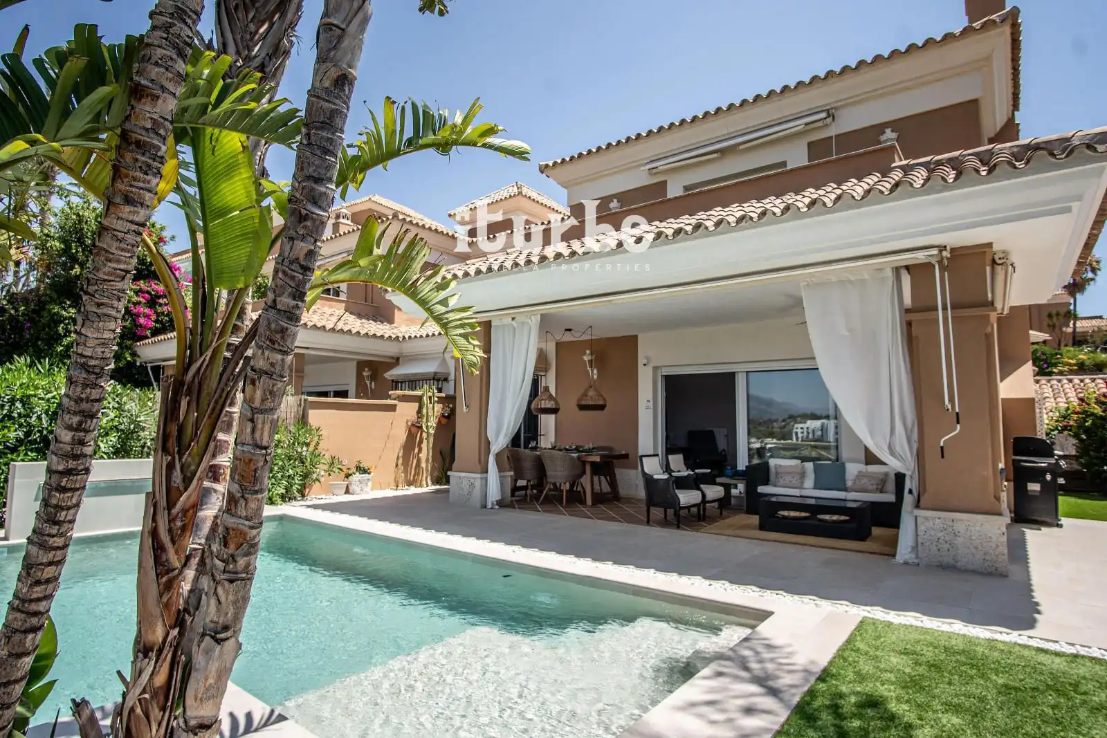 Houses for rent in Eagle-Santa Clara Golf, 14, Alto de los Monteros