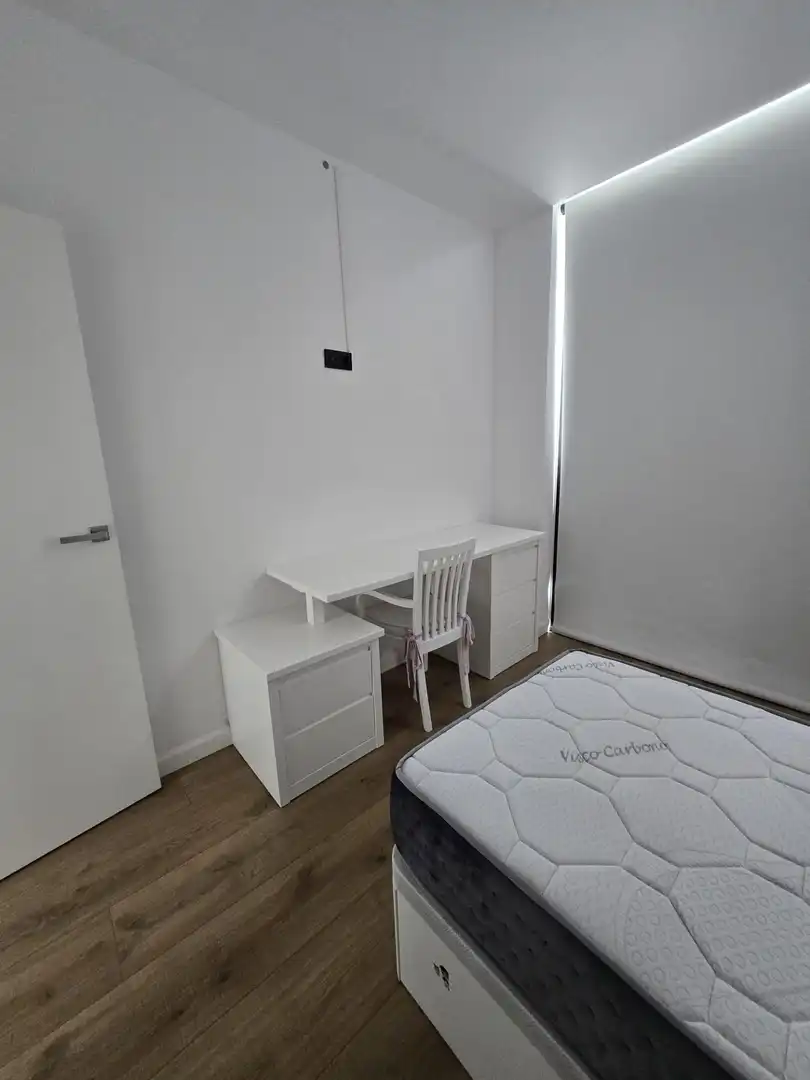 Habitación de Casa o chalet de alquiler en Finestrat con Aire acondicionado, Calefacción y Jardín privado