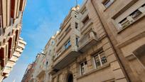 Exterior view of Flat for sale in  Barcelona Capital  with Heating, Terrace and Storage room