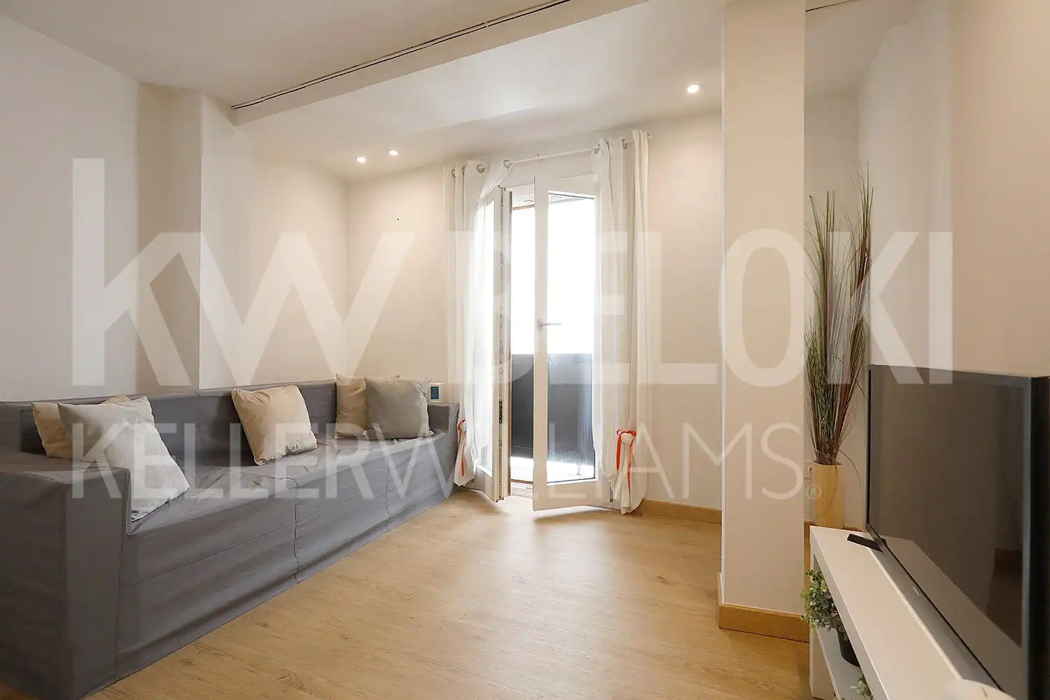 Living room of Flat for sale in Errenteria  with Heating and Balcony
