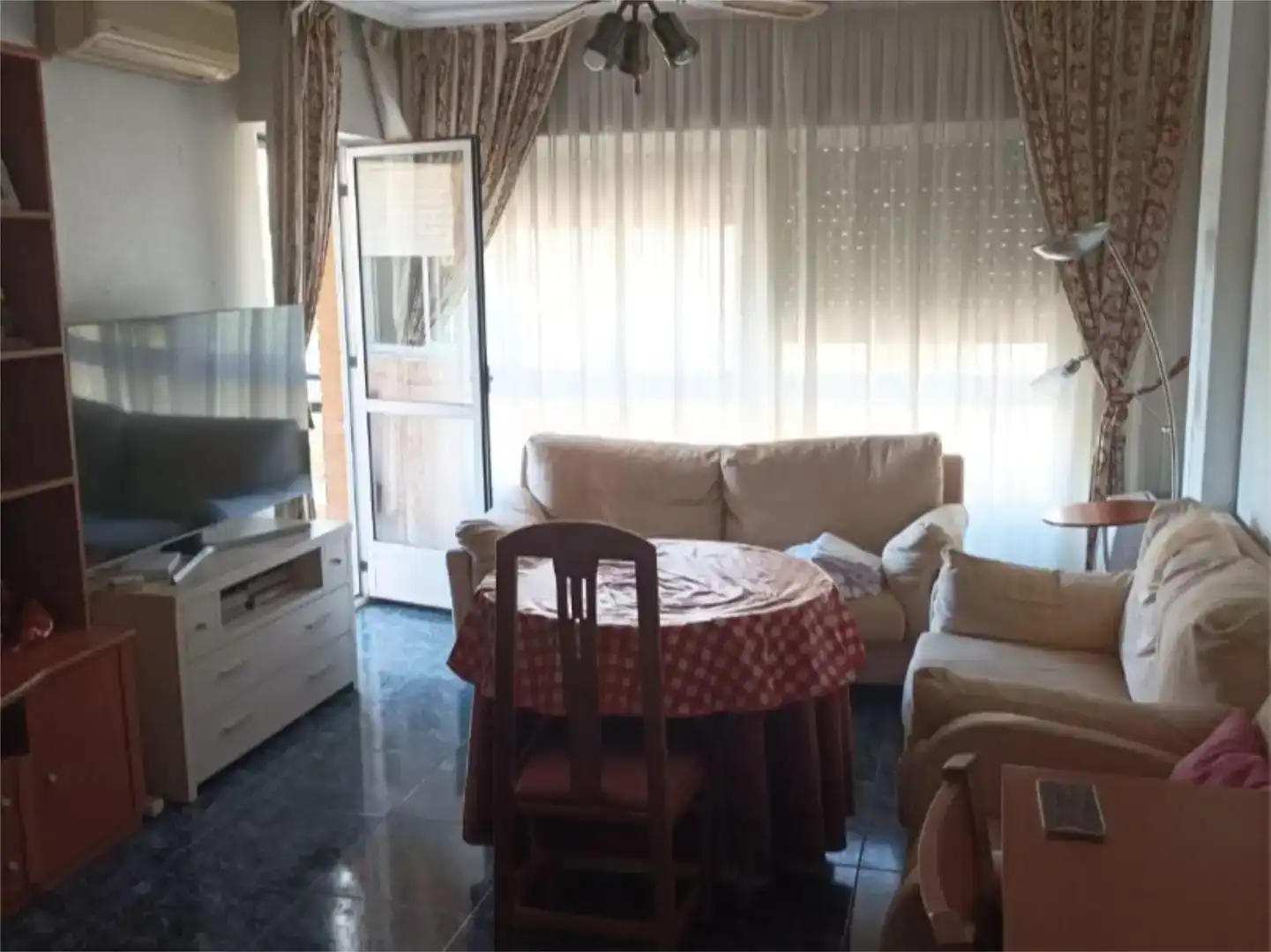 Sala d'estar de Pis en venda en  Murcia Capital amb Balcó