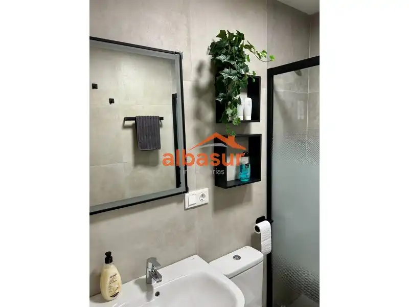 Baño de Apartamento en venta en Córdoba con Aire acondicionado, Calefacción y Amueblado