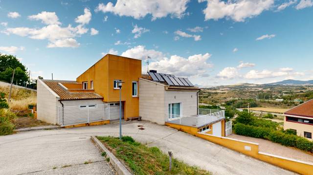 Casa-chalet en Venta en Pueyo - CALLE MALATXO en Pueyo