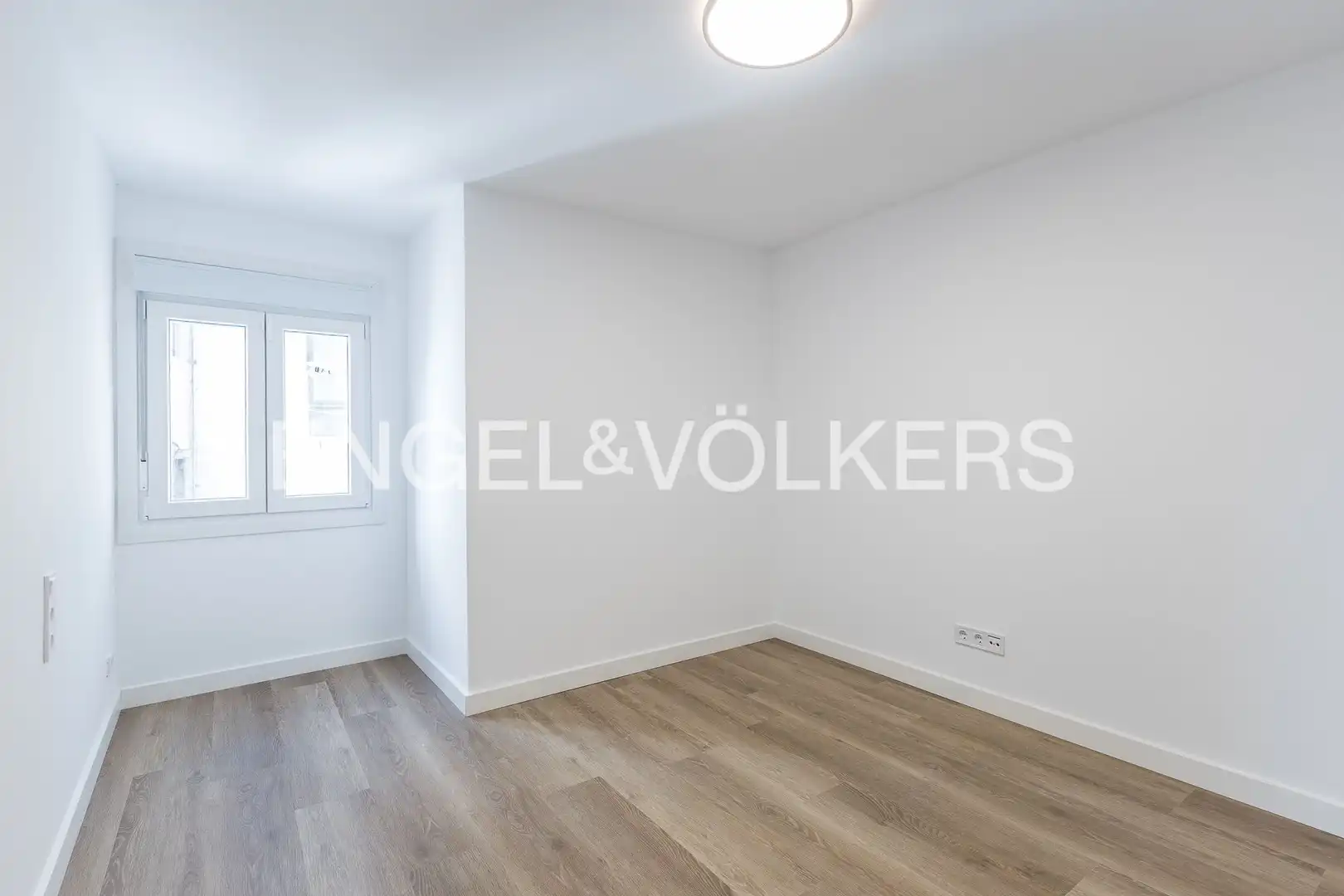 Bedroom of Flat for sale in L'Hospitalet de Llobregat  with Heating and Balcony