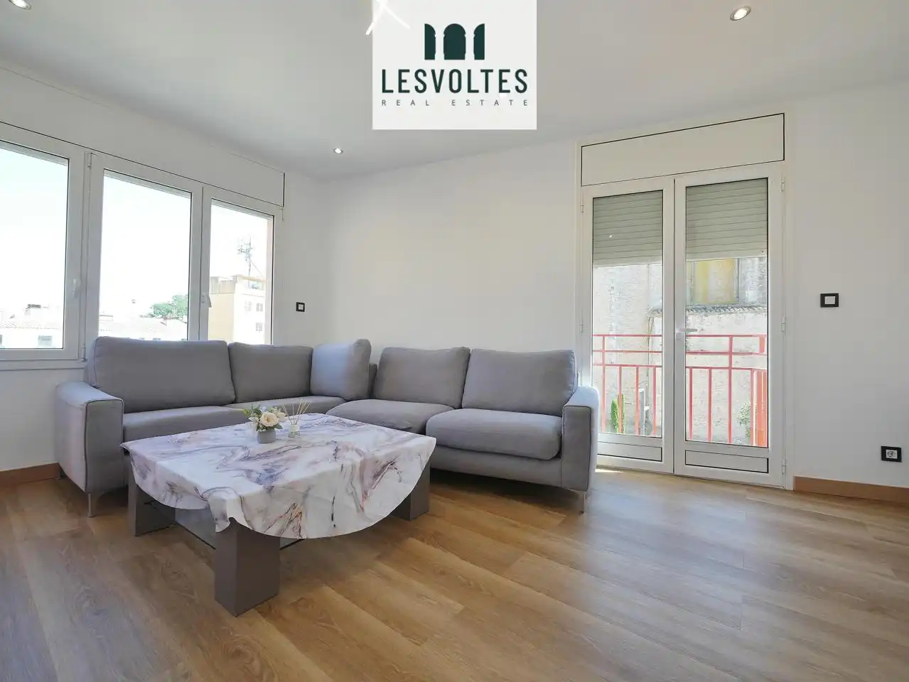 Wohnzimmer von Wohnung zum Verkauf in Palafrugell mit Heizung, Parkett und Balkon