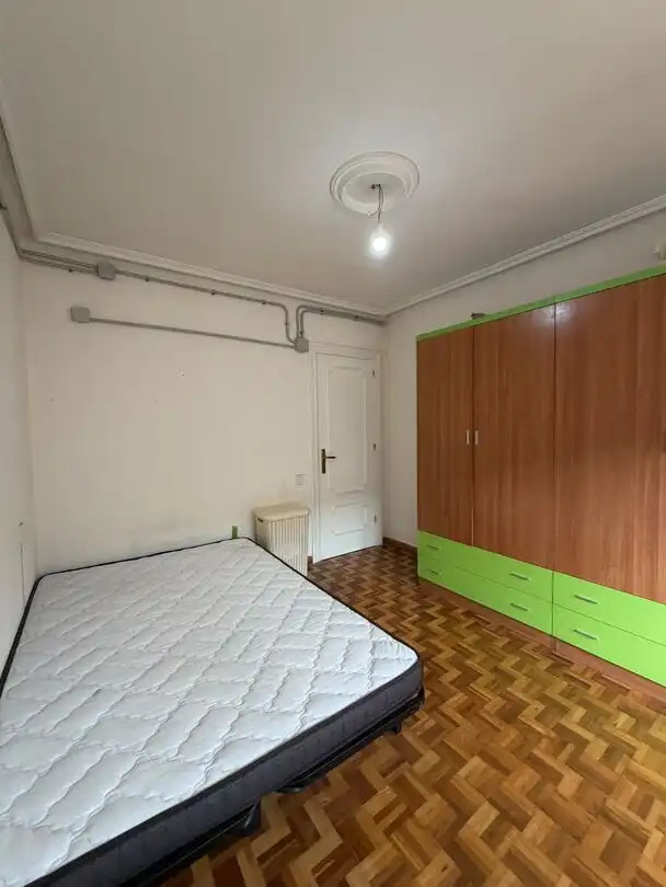 Habitación de Piso en venta en Langreo con Calefacción