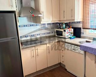 Kitchen of Planta baja to rent in Dos Hermanas  with Air Conditioner