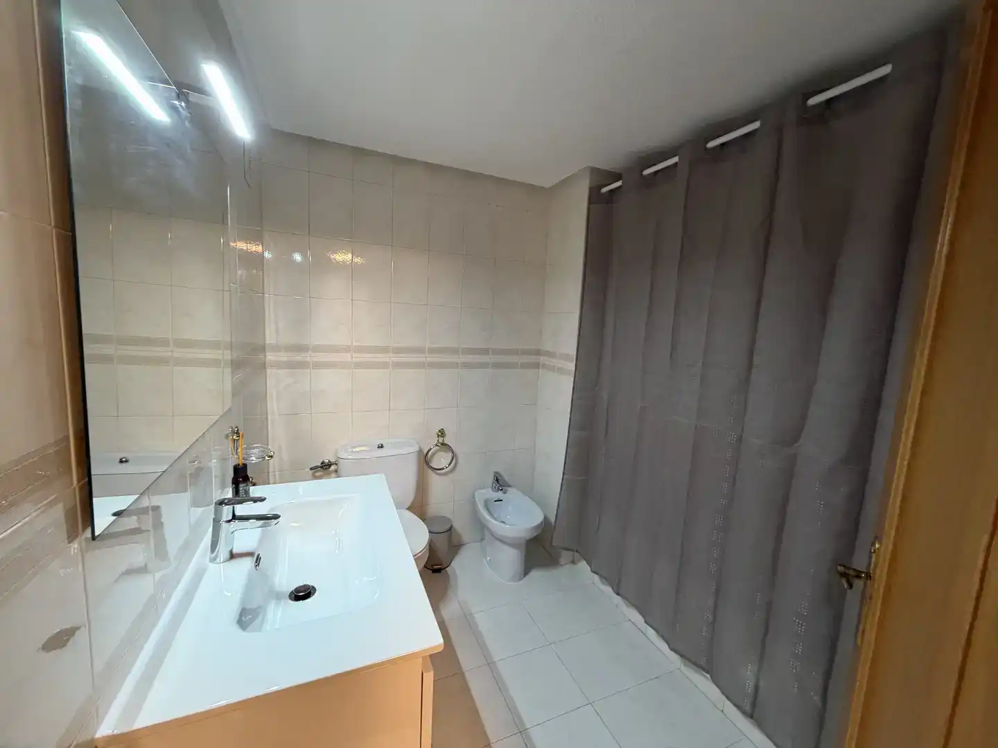 Bathroom of Flat for share in Lorca  with Furnished
