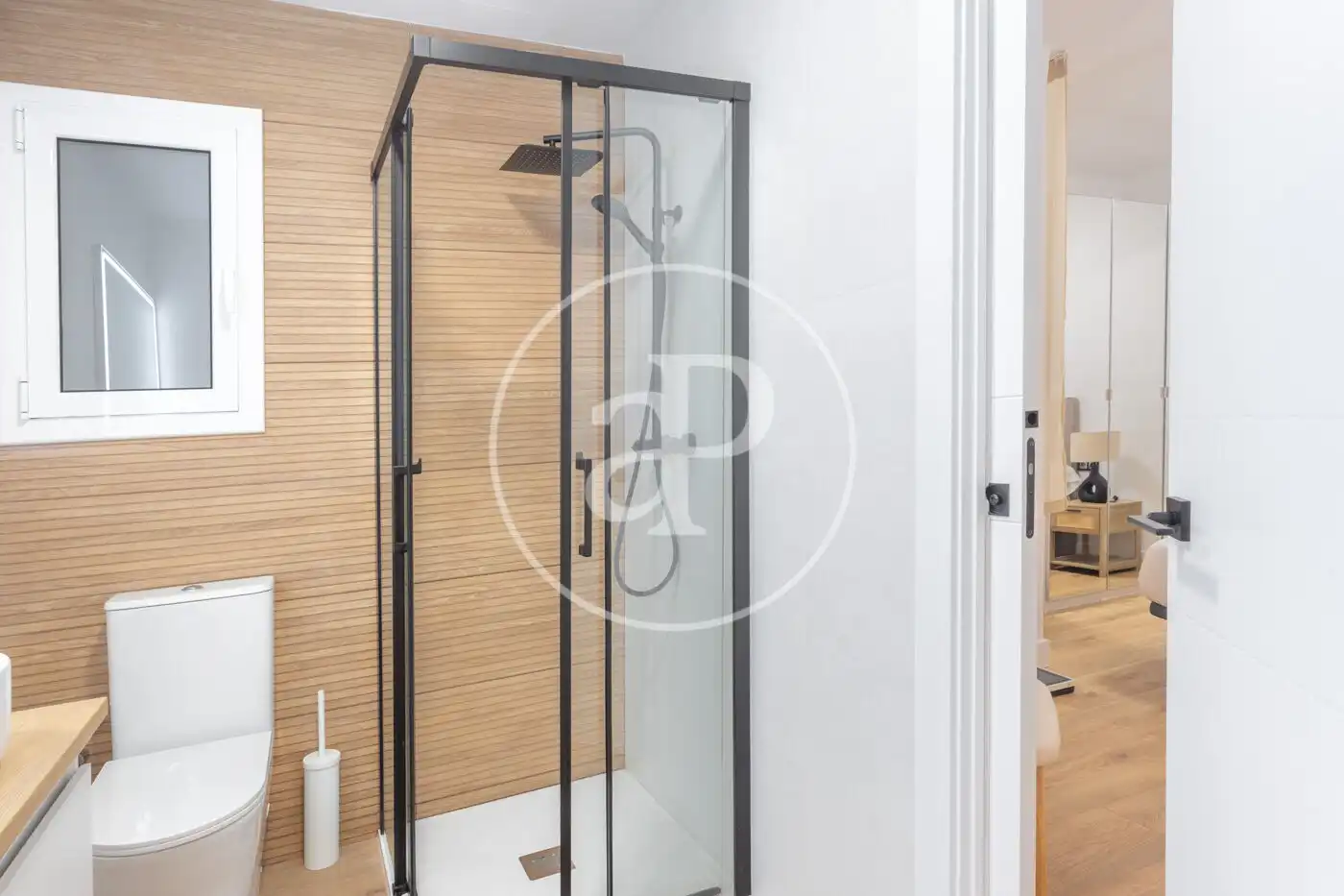 Flat for rent in Carrer de la Marina, Fort Pienc