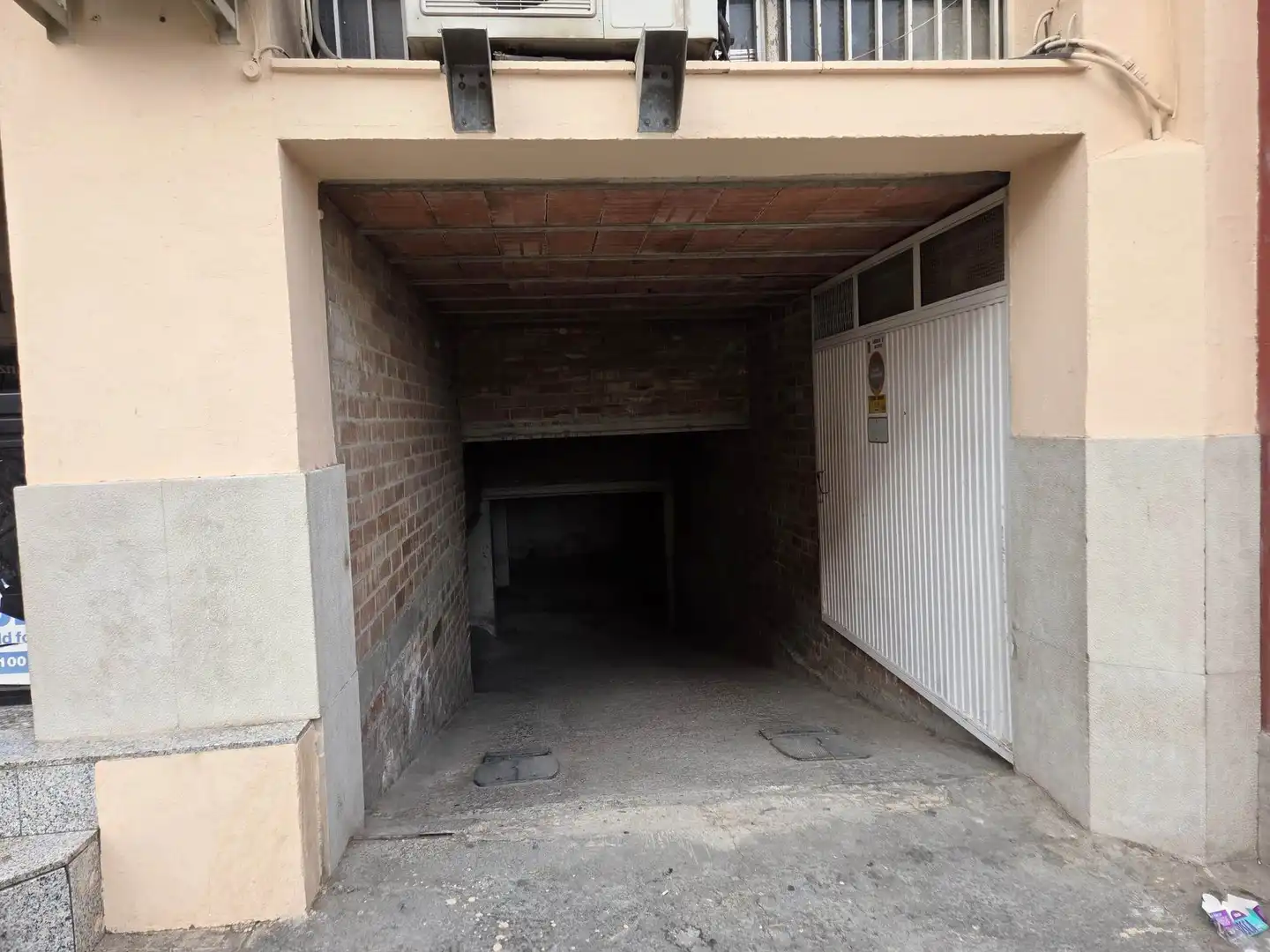 Aparcamiento en venta en de Miralcamp, imagen 2