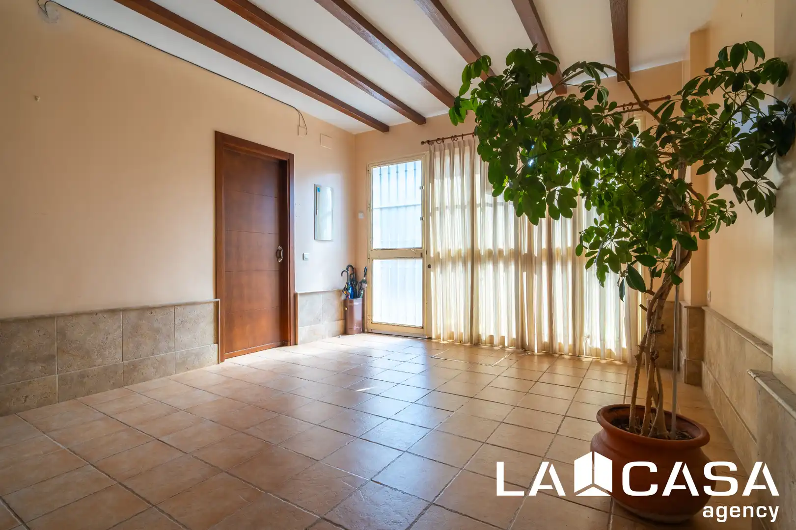 Sala de estar de Casa o chalet en venta en Dos Hermanas con Aire acondicionado, Calefacción y Jardín privado