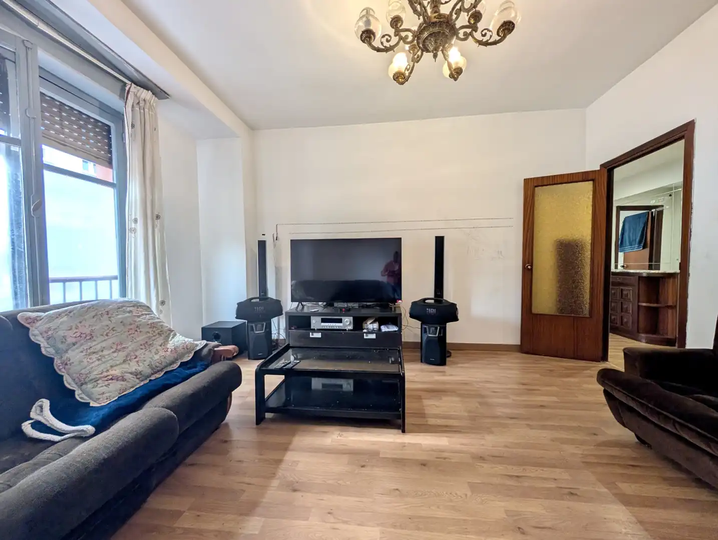 Living room of Flat for sale in San Martín del Rey Aurelio  with Heating, Terrace and Storage room