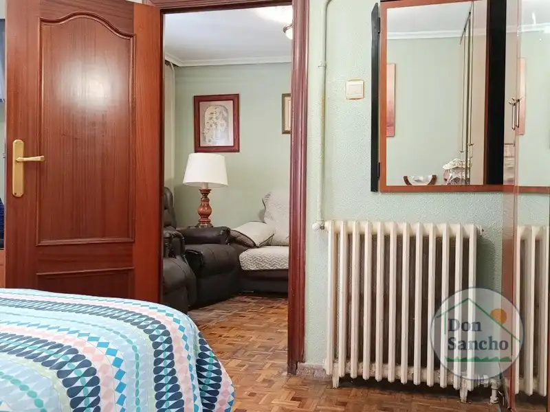 Habitación de Piso en venta en Valladolid con Calefacción