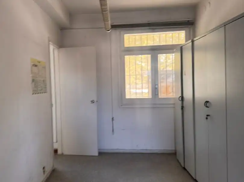 Geschaftsraum zur Miete in Sant Martí