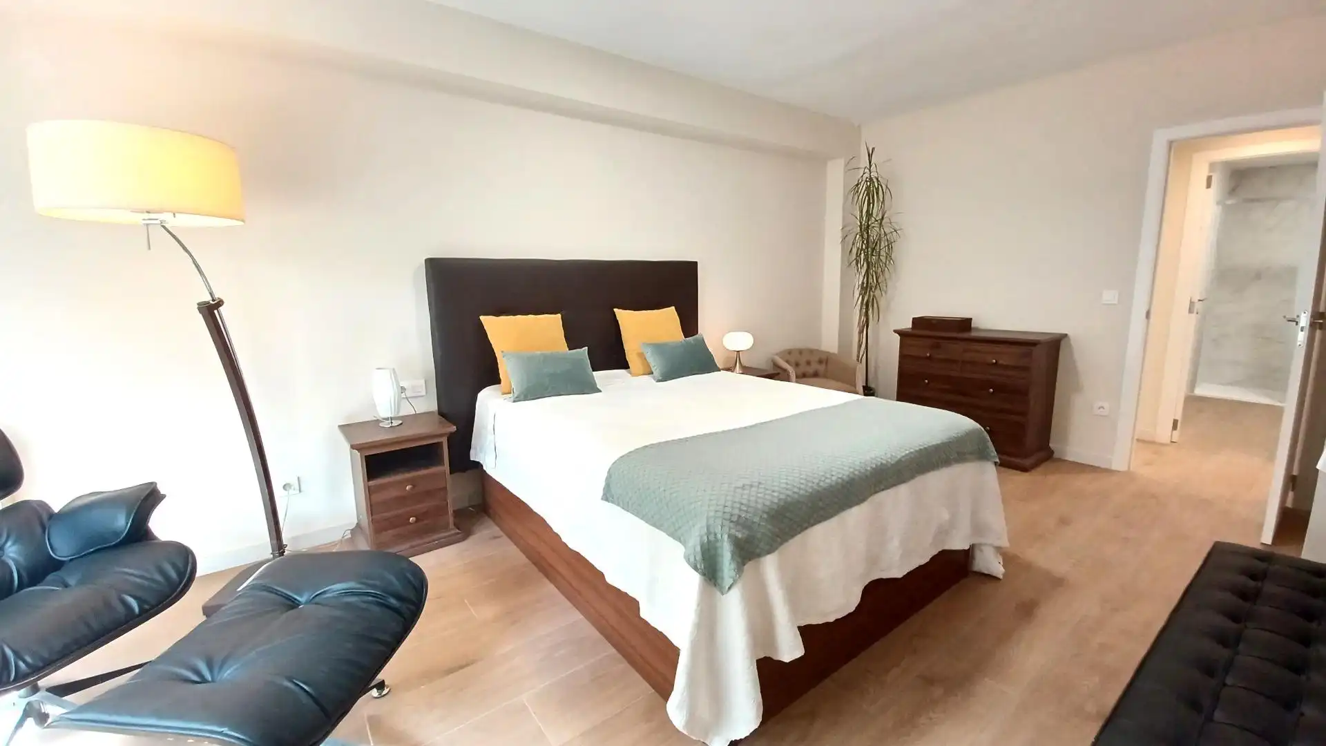 Habitación de Piso en venta en Torrent con Balcón