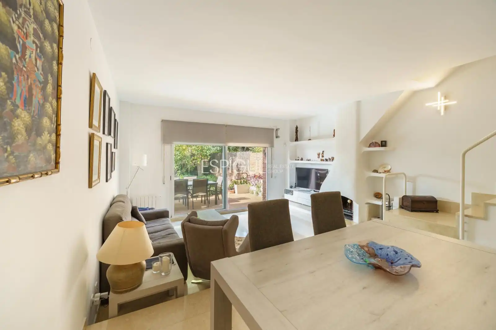 Sala de estar de Casa adosada en venta en Tiana con Calefacción, Jardín privado y Parquet