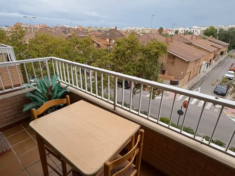 Piso con ascensor en venta en Av arquitecto Alfredo Simón 6, imagen 5