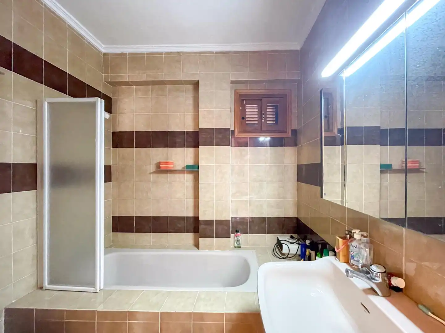 Baño de Casa o chalet en venta en Chera con Calefacción, Terraza y Trastero