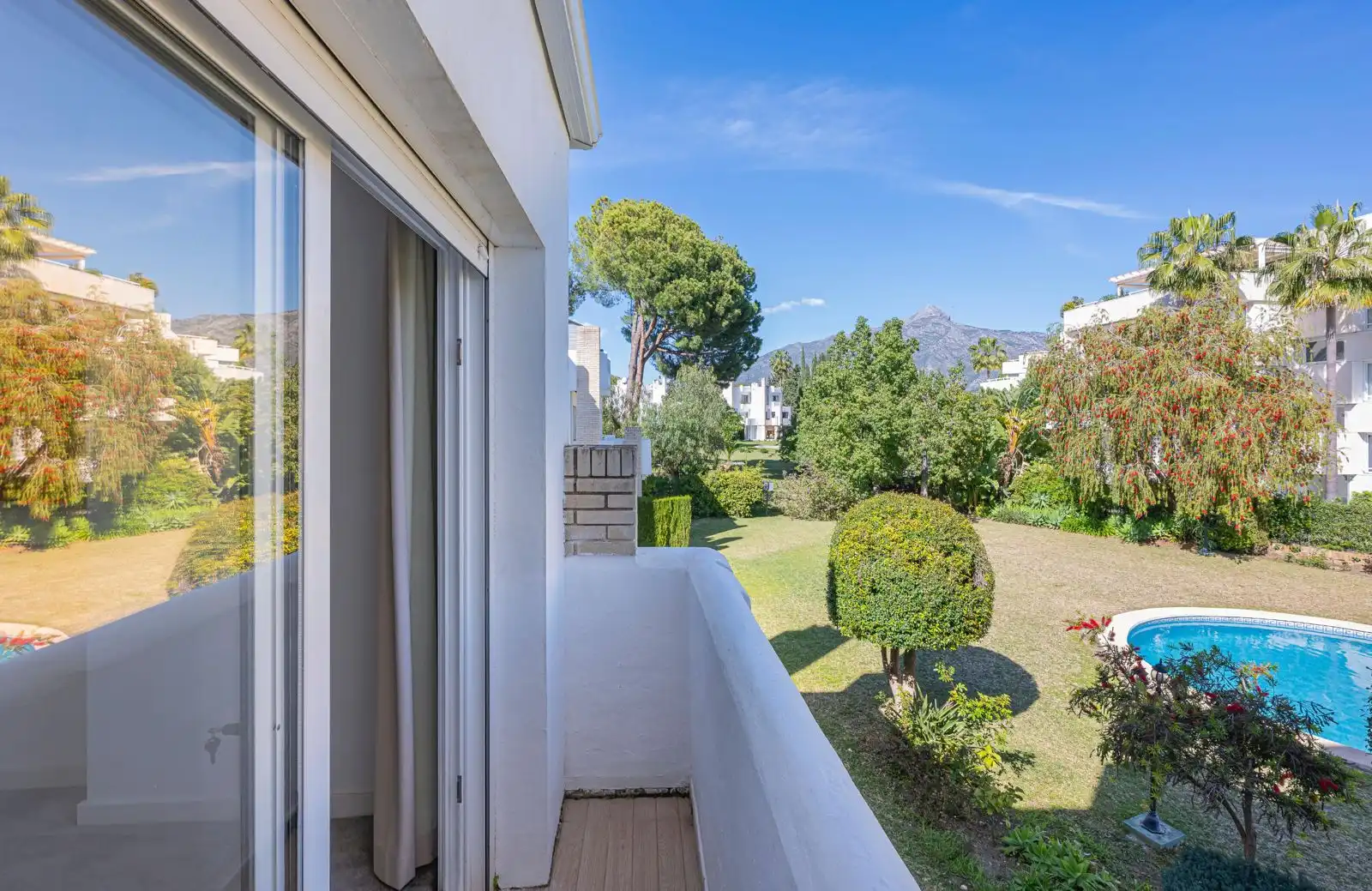 Jardín de Casa adosada de alquiler en Marbella con Aire acondicionado, Jardín privado y Trastero