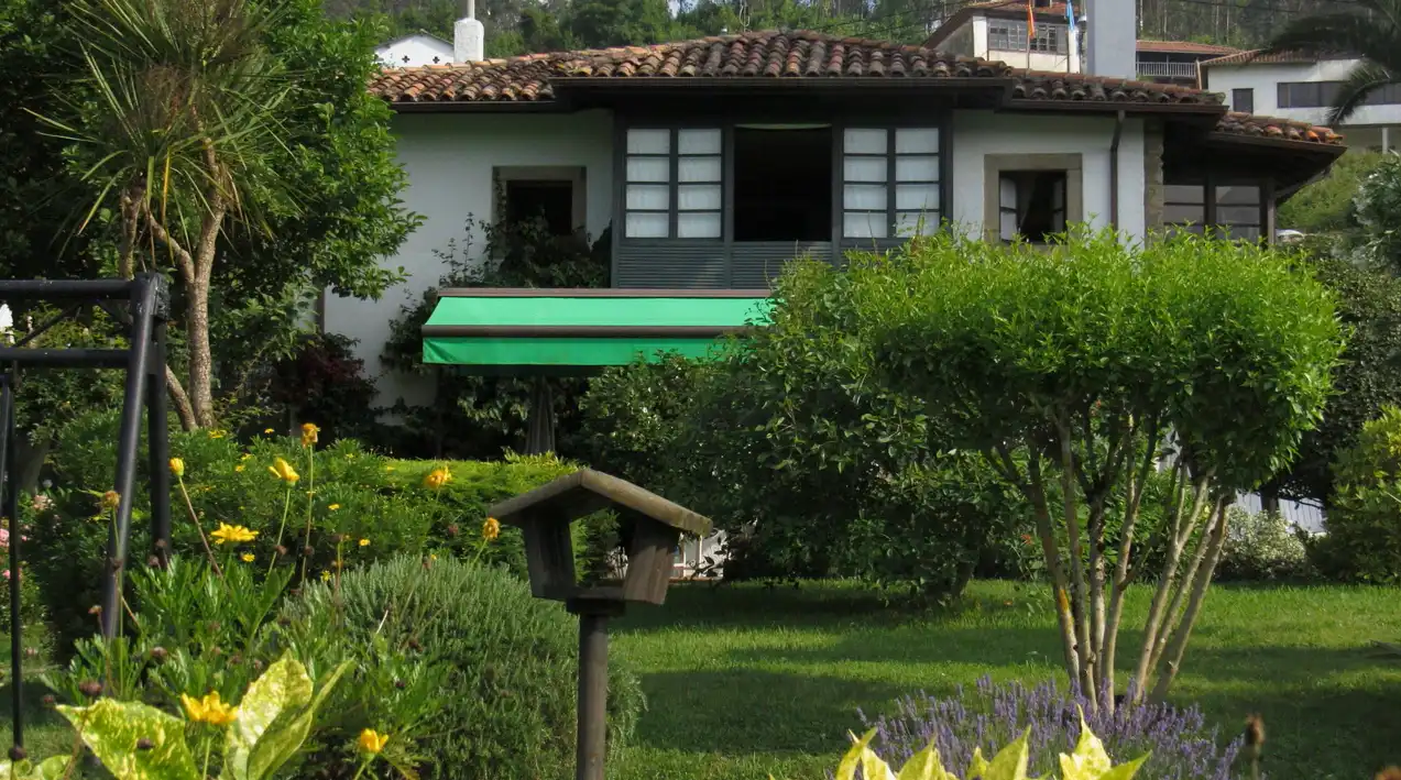 Jardí de Finca rústica en venda en Pravia amb Calefacció, Jardí privat i Parquet