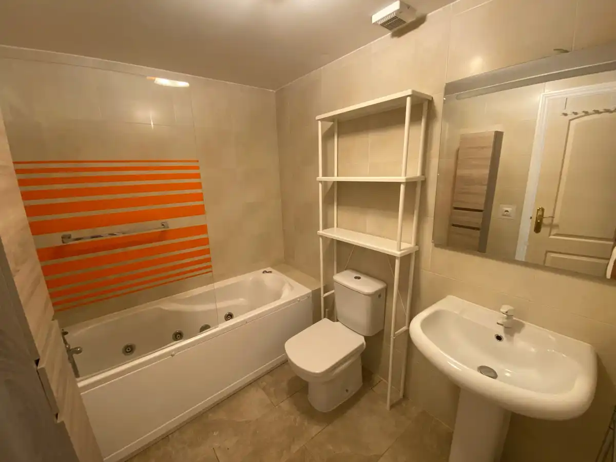 Apartment with pool for sale in carvajal, imagen 6