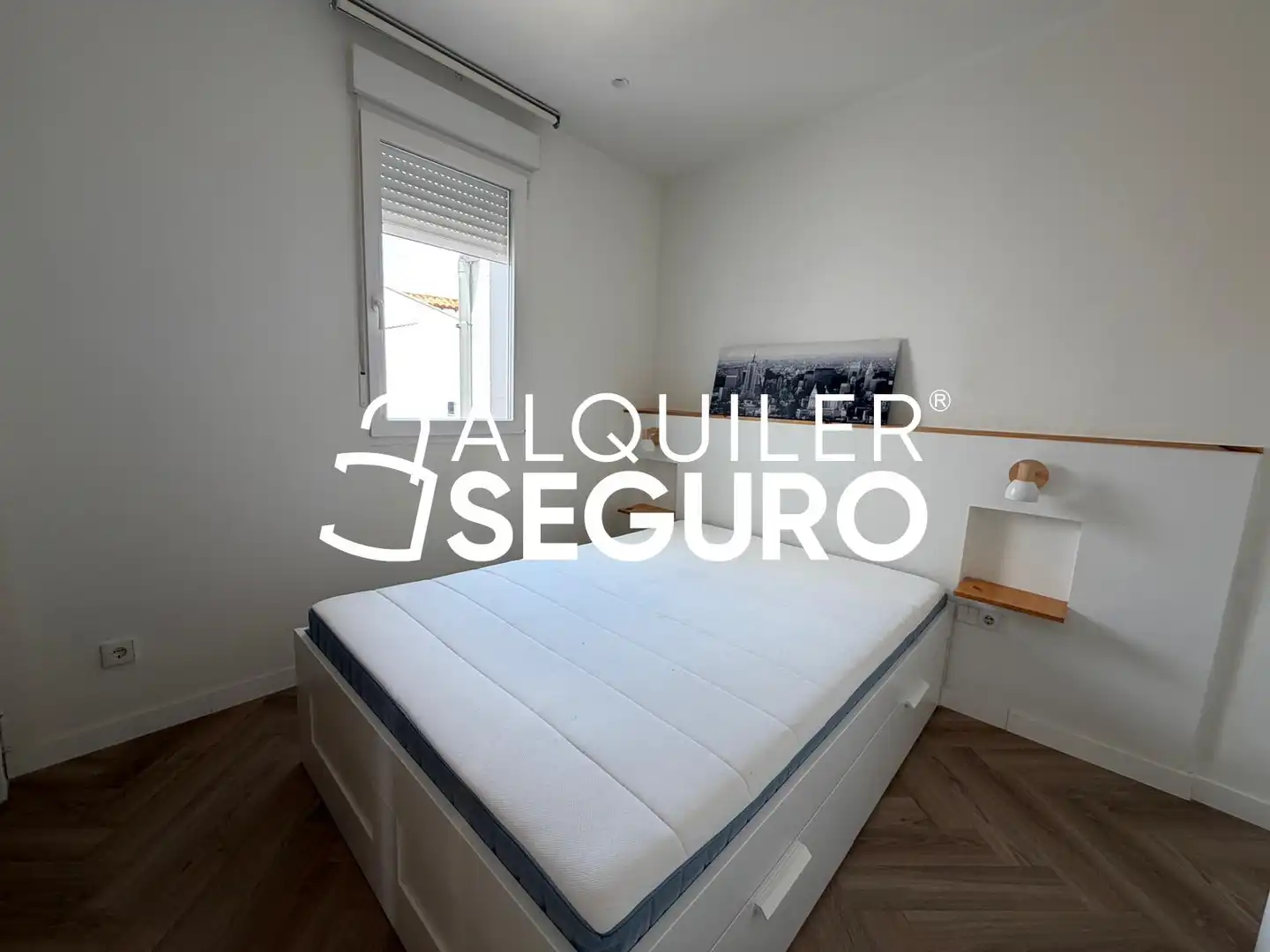 Habitación de Piso de alquiler en Madrid con Aire acondicionado, Calefacción y Amueblado