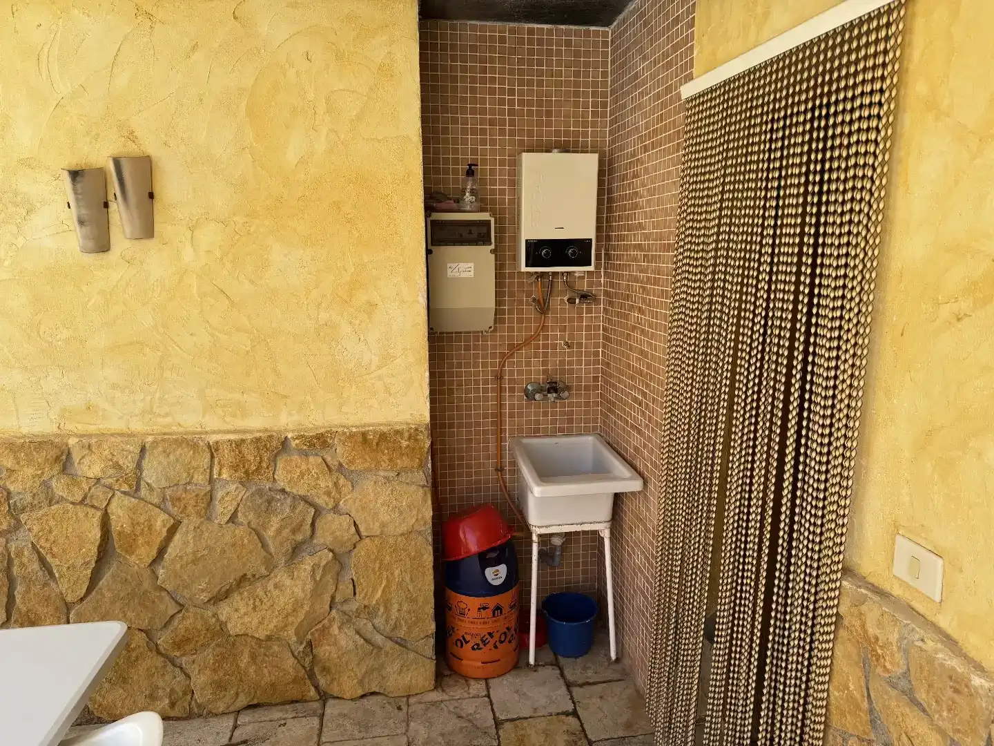 Maisonette zur Miete in Calle Via, 206, Bahia