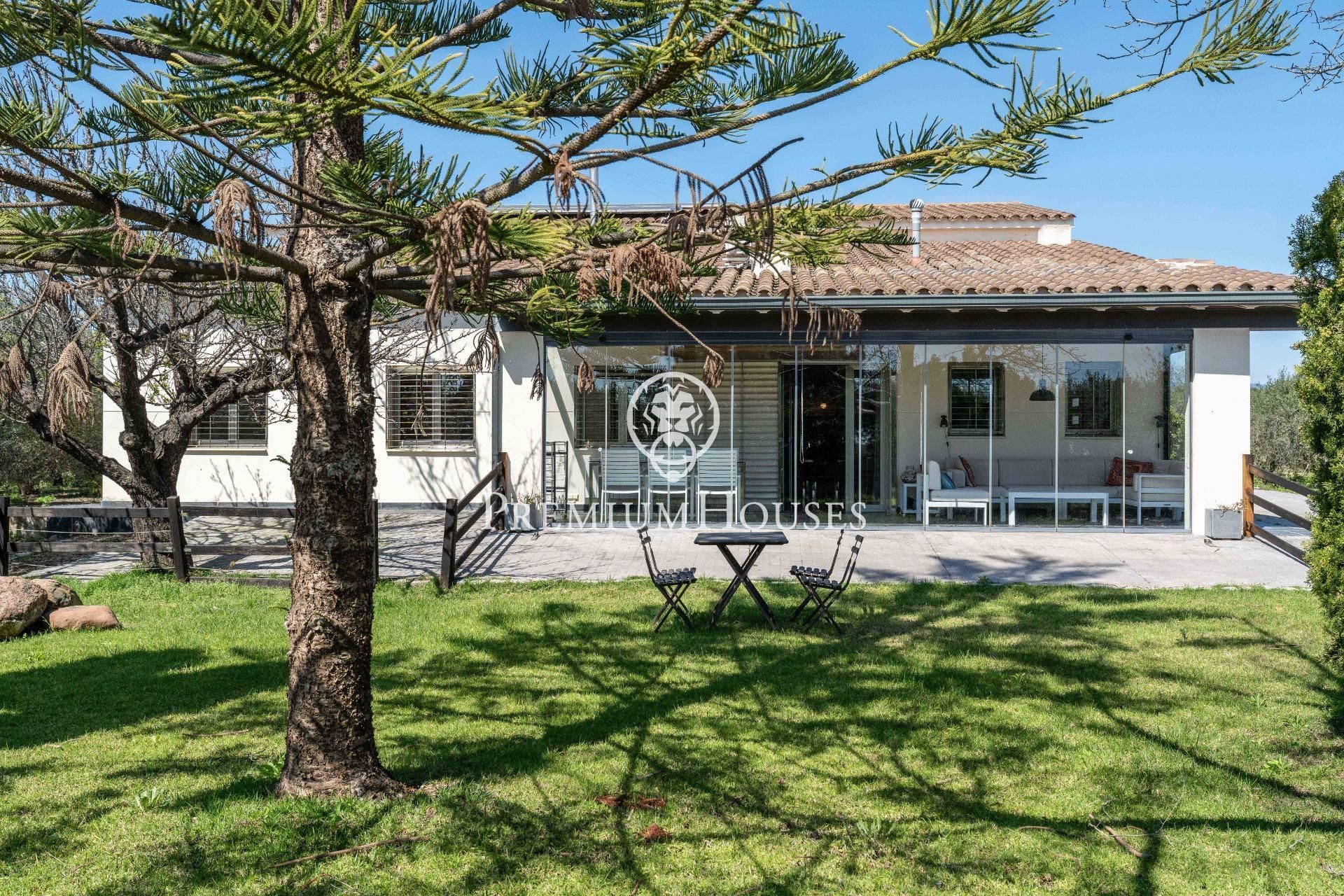 Vista exterior de Casa o xalet en venda en Riudoms amb Calefacció, Jardí privat i Terrassa