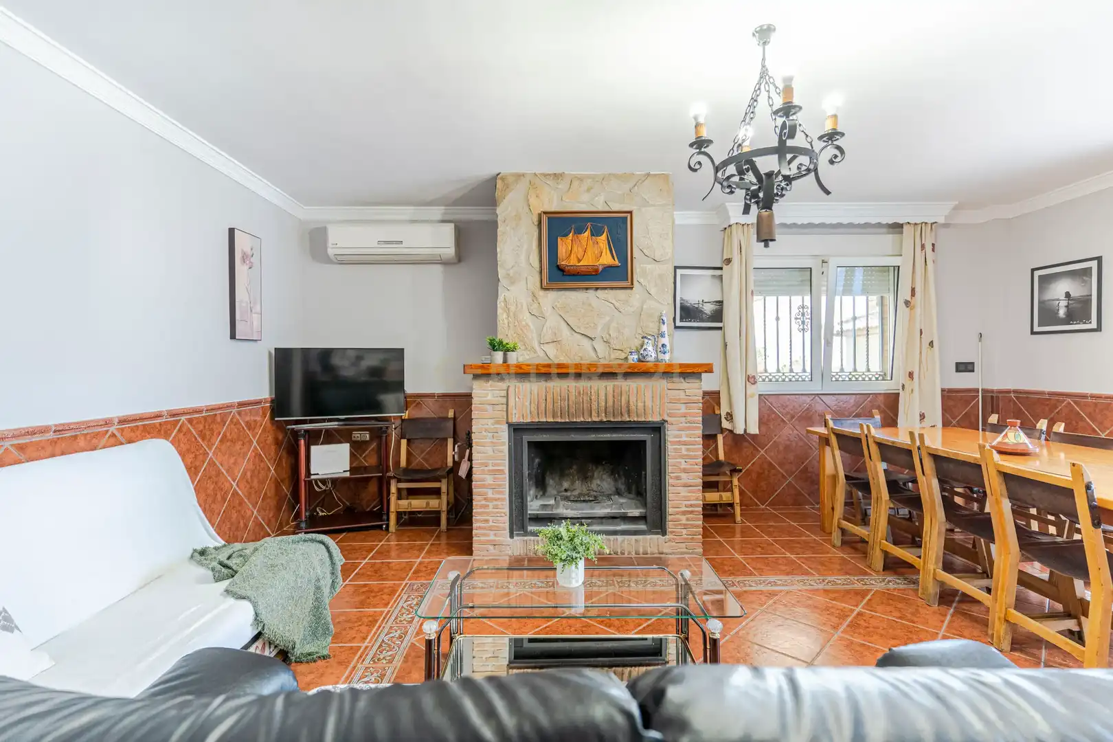 Sala de estar de Casa o chalet en venta en Las Gabias con Jardín privado, Trastero y Piscina
