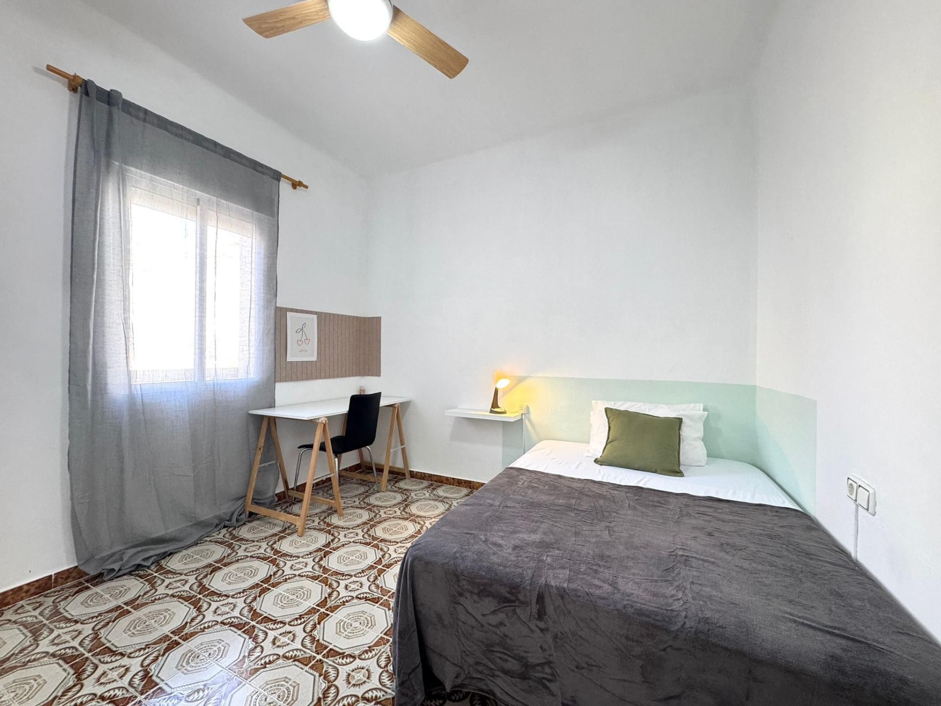 Flat to rent in Calle Uruguay , Los Ángeles